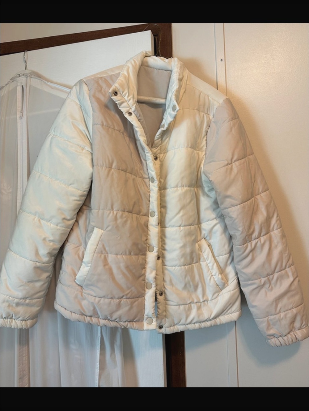 Women's Cream Puffer Jacket
